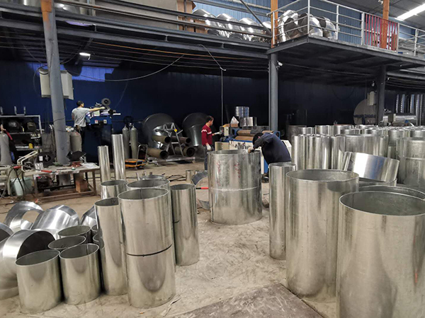 3.0厚鍍鋅圓管與圓彎頭